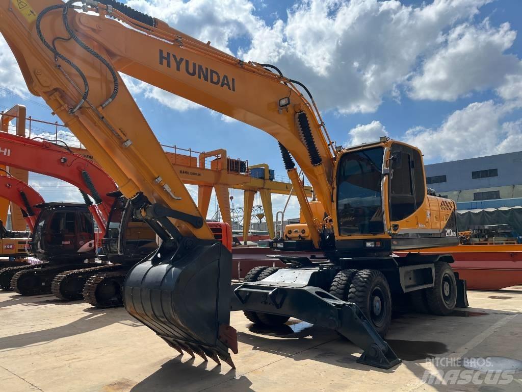 Hyundai R210W Hjulgrävare