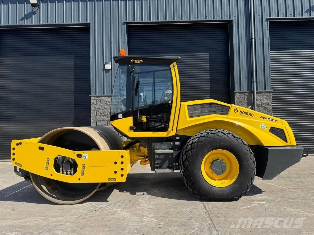 Bomag BW 213 D H-2 Envalsvältar