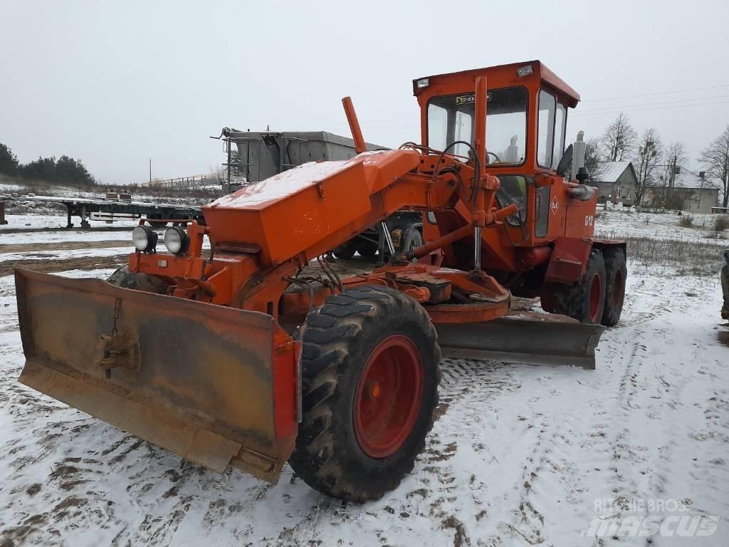 O&K G 12 Väghyvlar