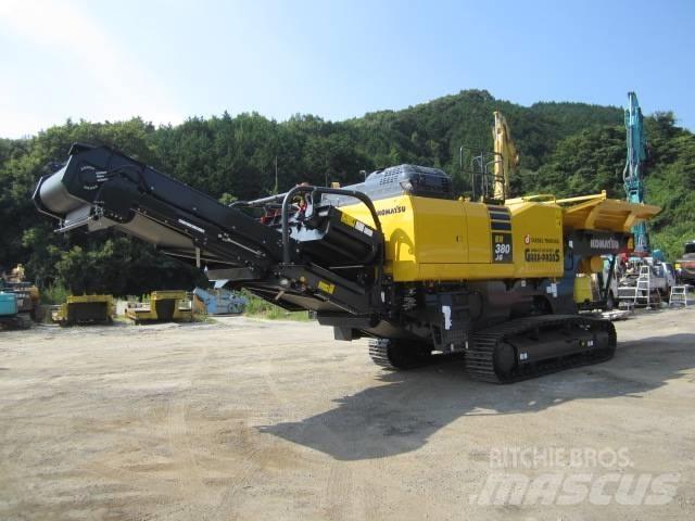 Komatsu BR380JG-3 Mobila krossar