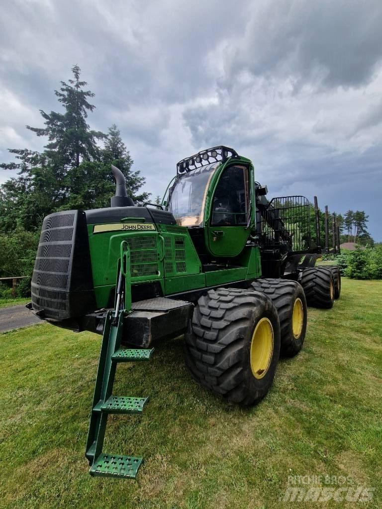 John Deere 1110G Skotare