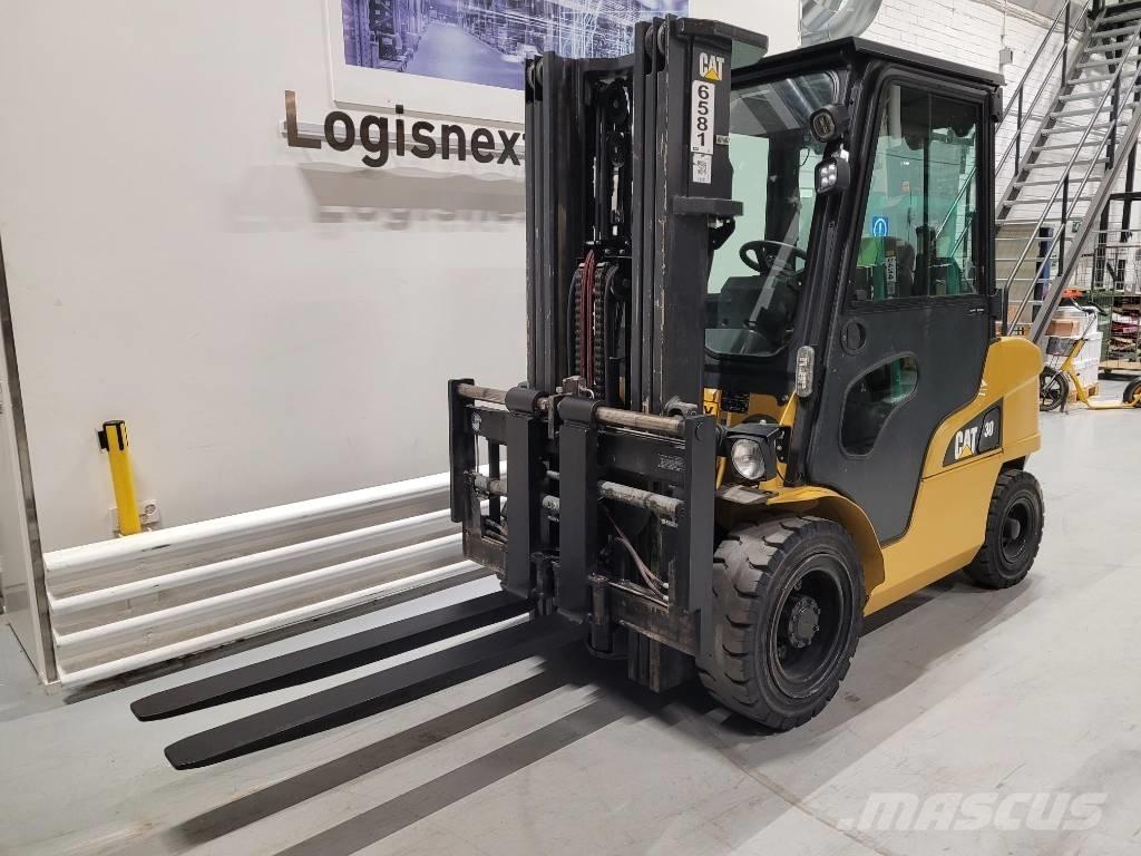 CAT DP 30 N Dieselmotviktstruckar