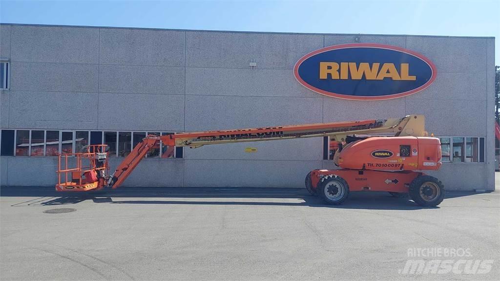 JLG 860SJ Teleskop bomliftar