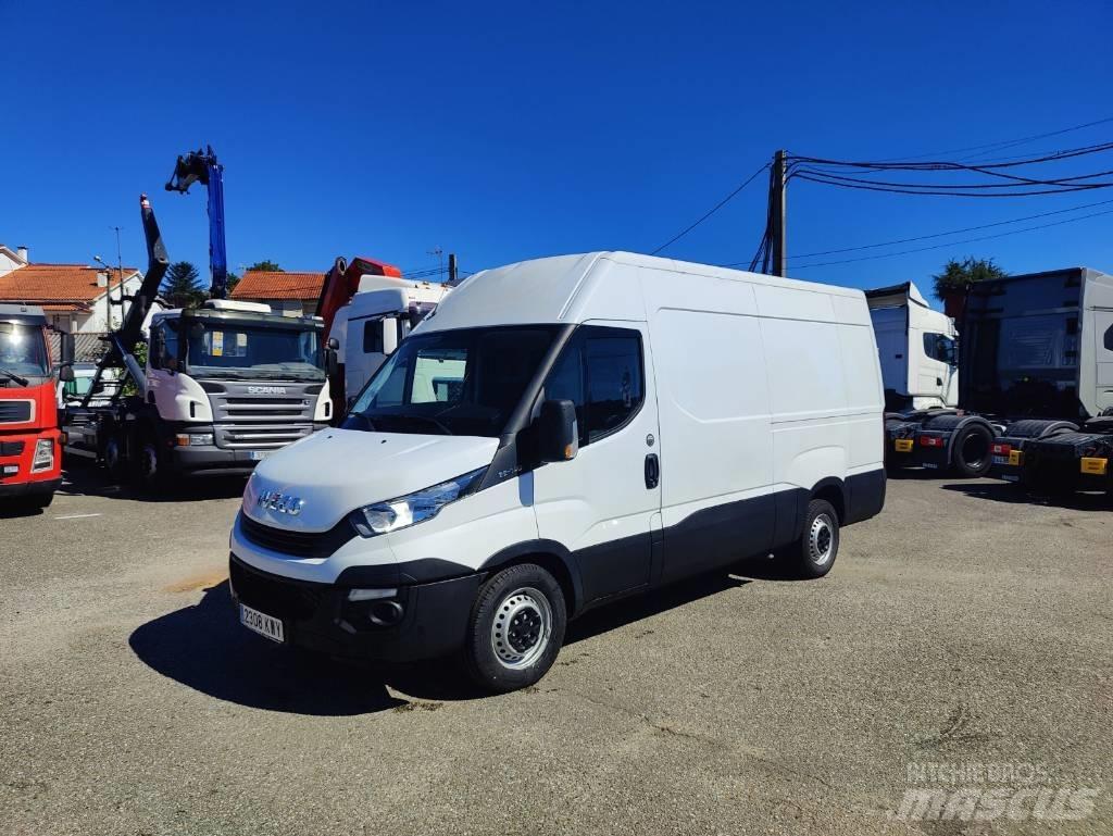 Iveco Daily 35 S 14 Lätta skåpbilar