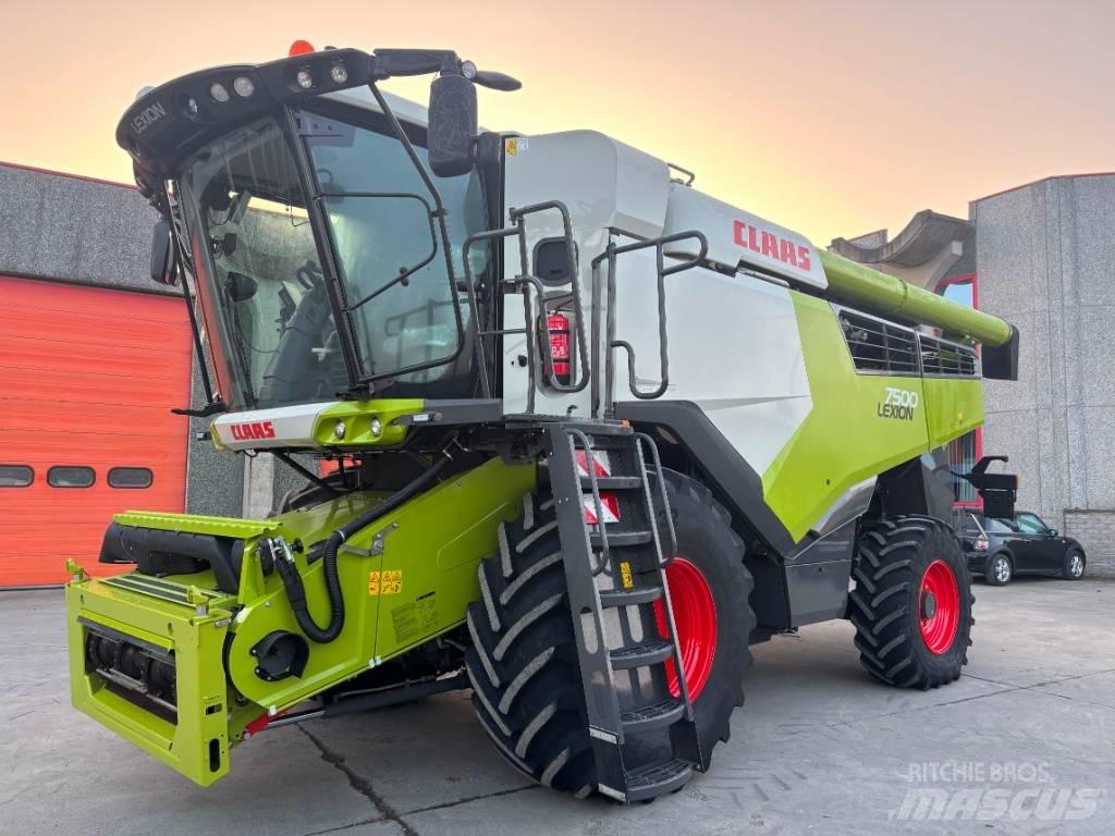 CLAAS Lexion 7500 Skördetröskor