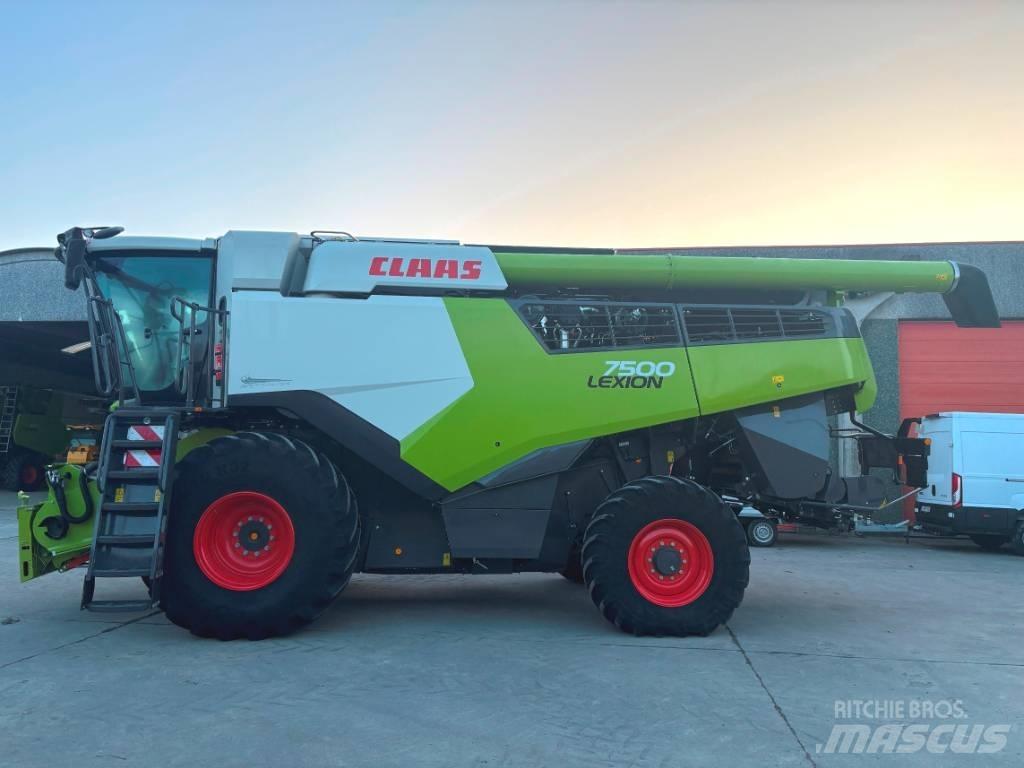 CLAAS Lexion 7500 Skördetröskor