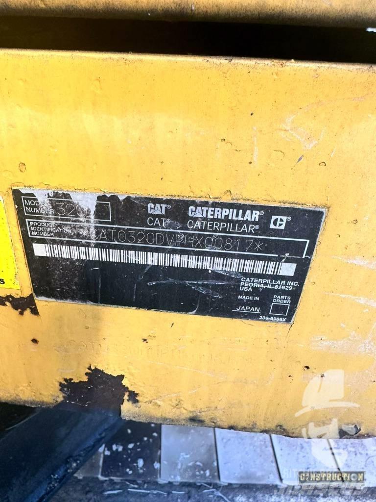 CAT 320 D L Bandgrävare