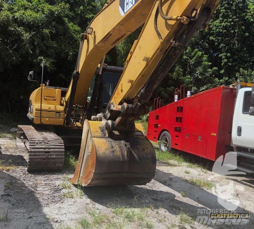 CAT 320 D L Bandgrävare