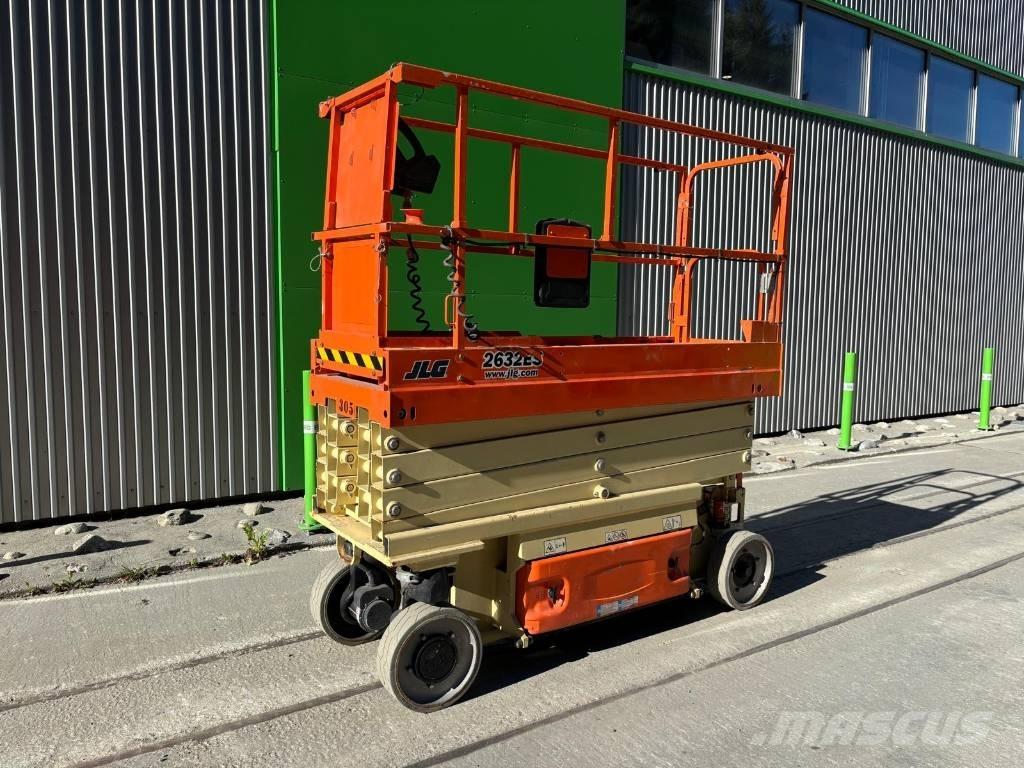 JLG 2632 ES Saxliftar