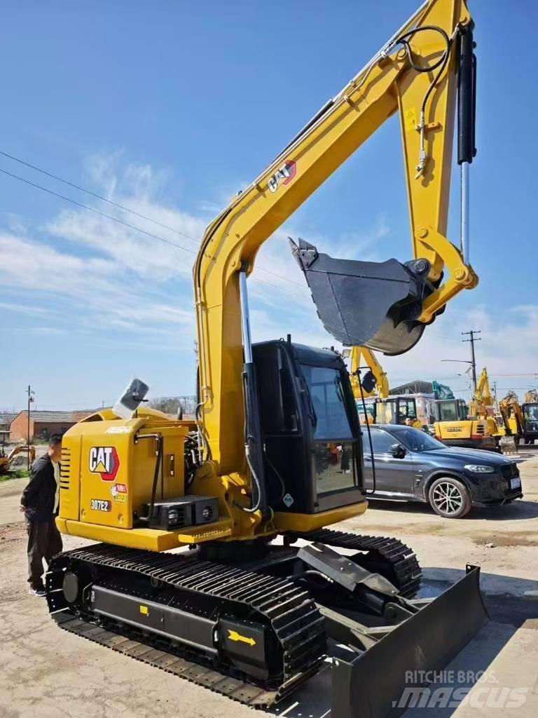 CAT 307E2 Bandgrävare