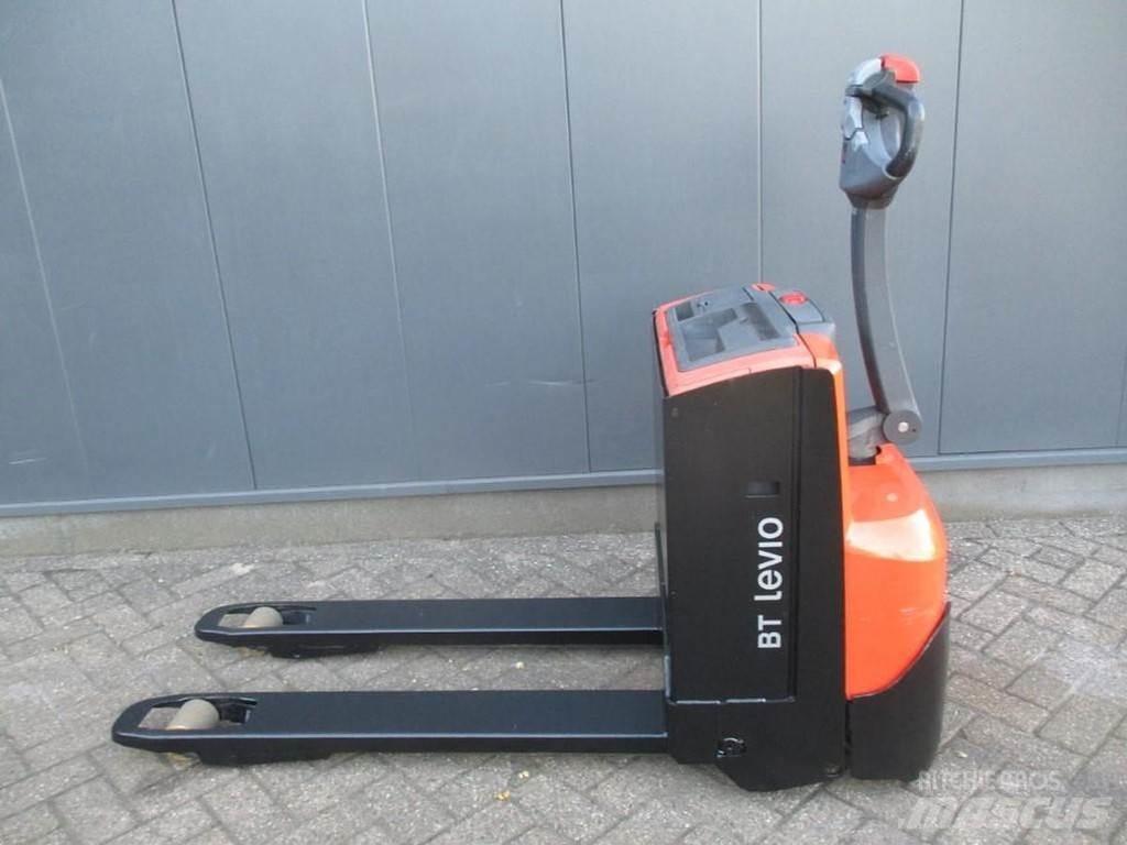BT LWE 160 Låglyftare utan plattform