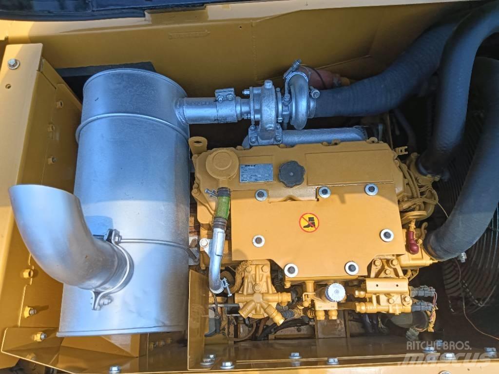 CAT 315D2GC Midigrävmaskiner 7t - 12t