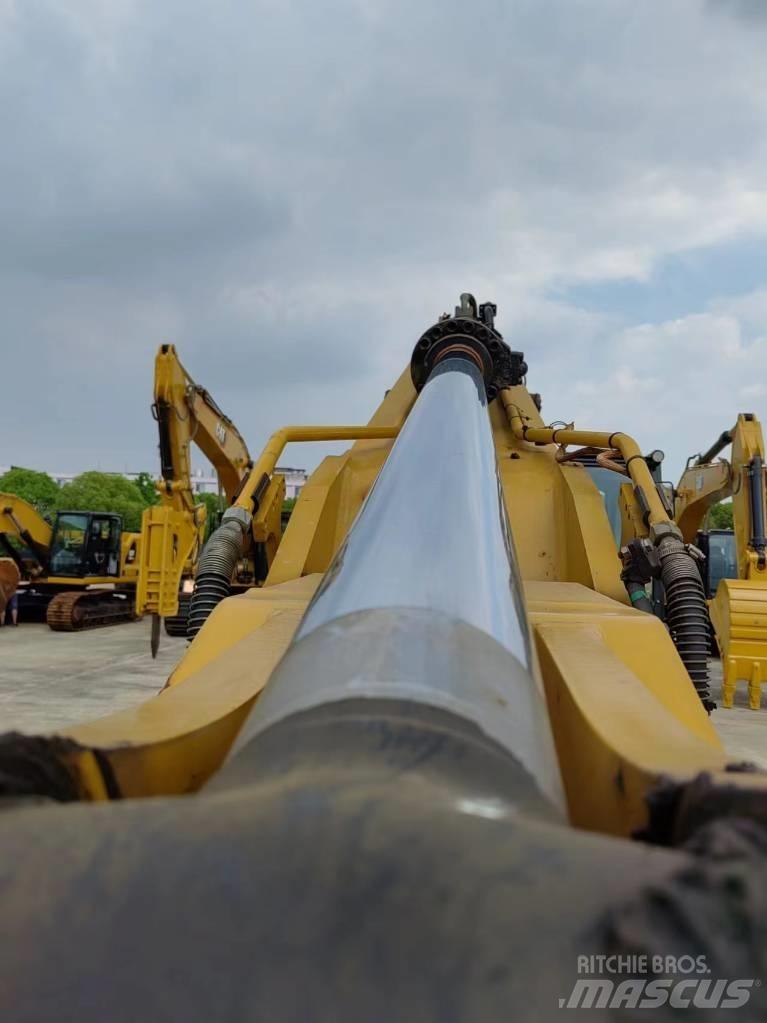 CAT 330 Bandgrävare
