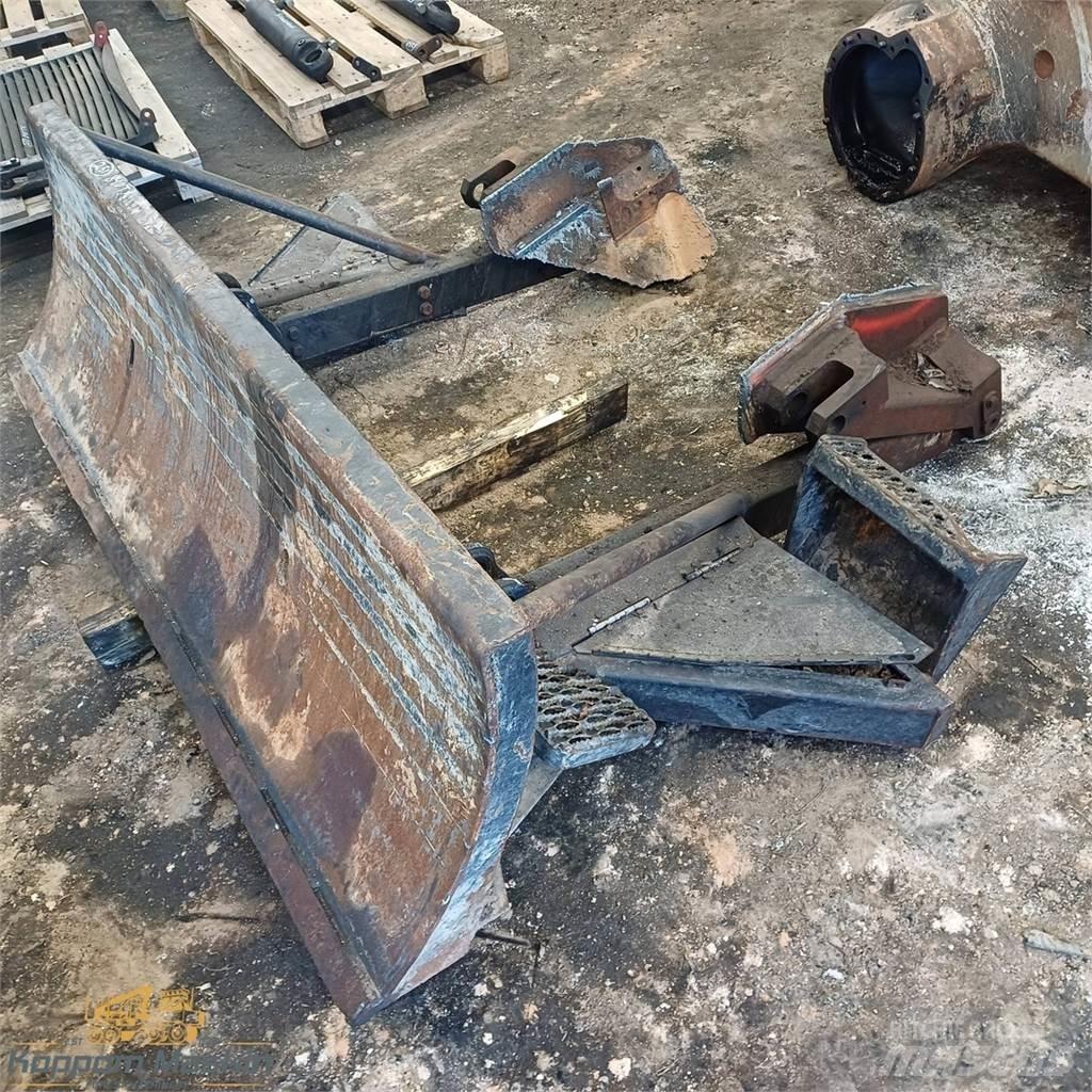 Komatsu 840tx Redskap till skogsmaskiner