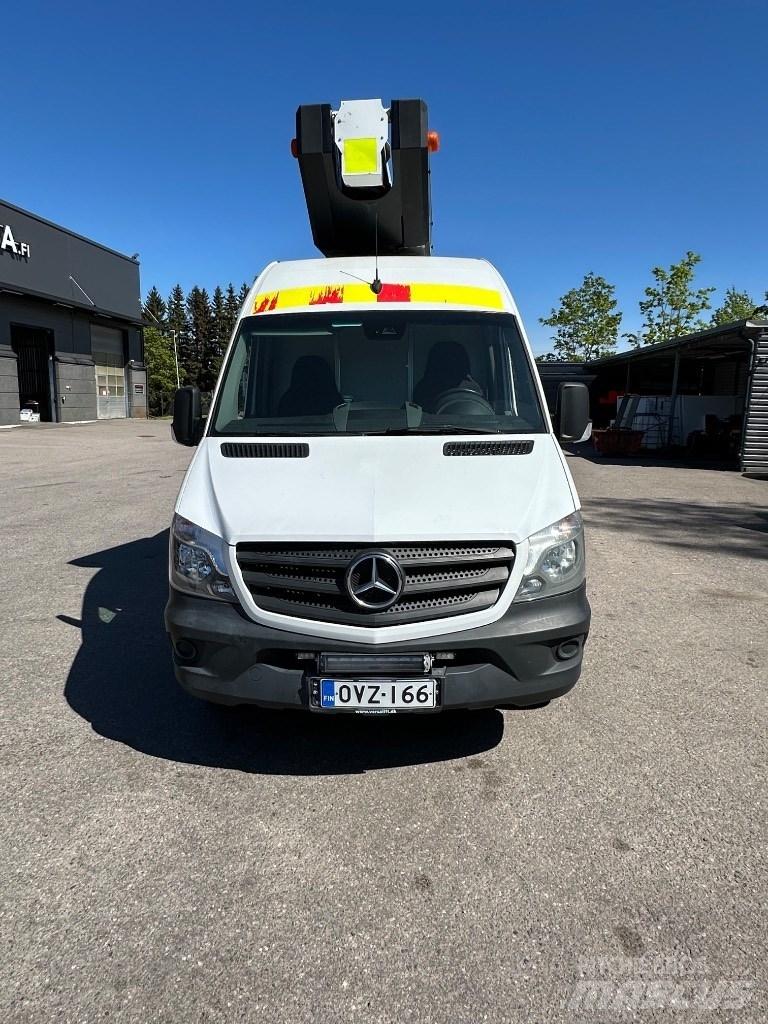 VERSALIFT VDT-170-F Billyftar