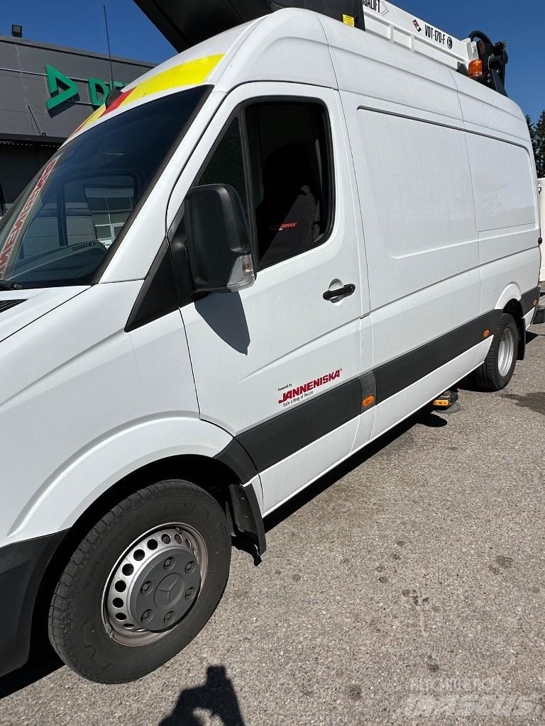 VERSALIFT VDT-170-F Billyftar