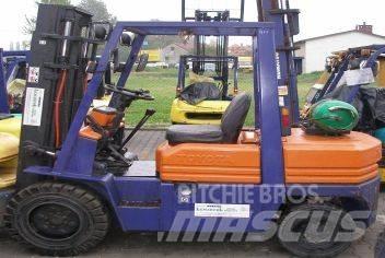 Toyota 02-5FGL30 Gasolmotviktstruckar