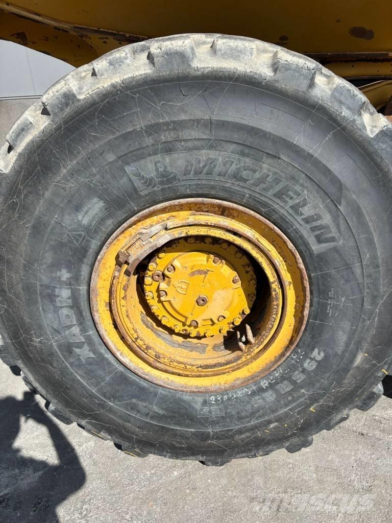 CAT 745 C Midjestyrd dumper