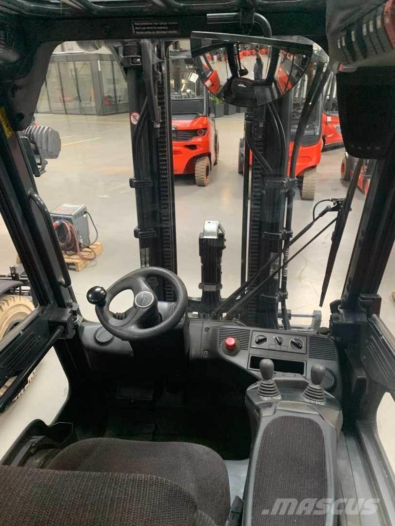 Linde E35L Elmotviktstruckar