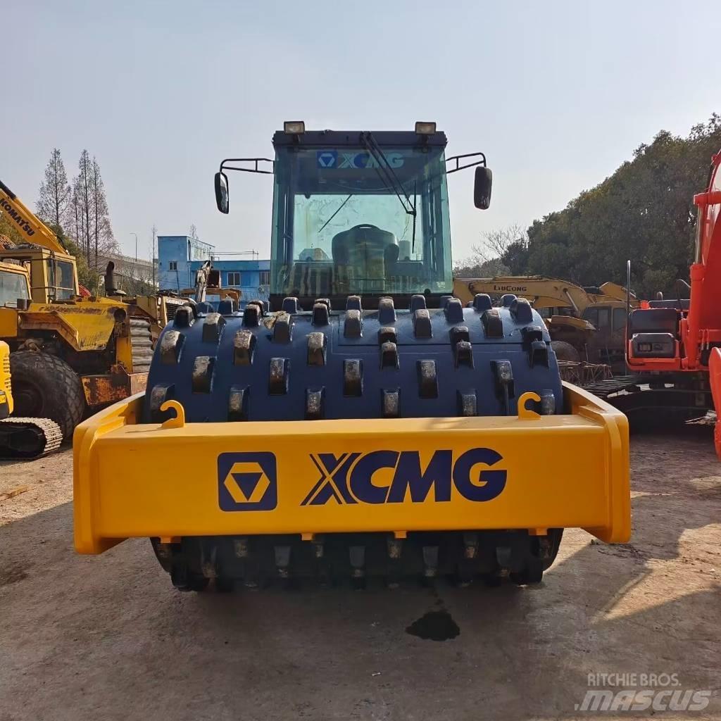 XCMG XS 223 J Envalsvältar
