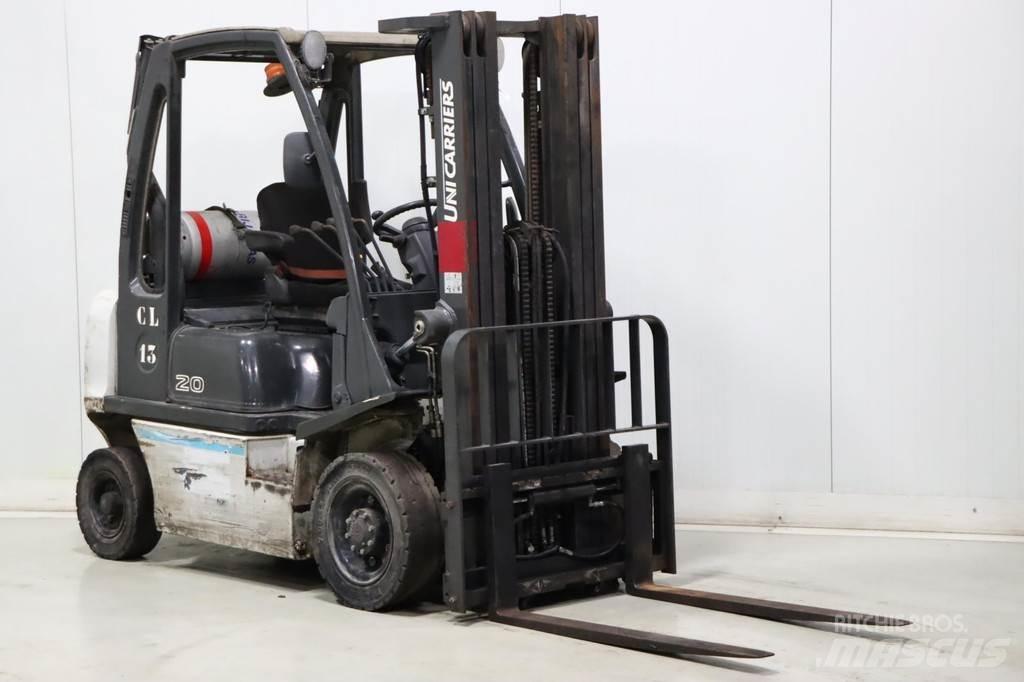 Nissan U1D2A20LQ Gasolmotviktstruckar