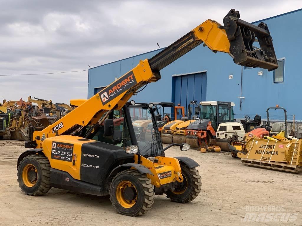 JCB 525-60 HI VIZ Redskapsbärare för lantbruk