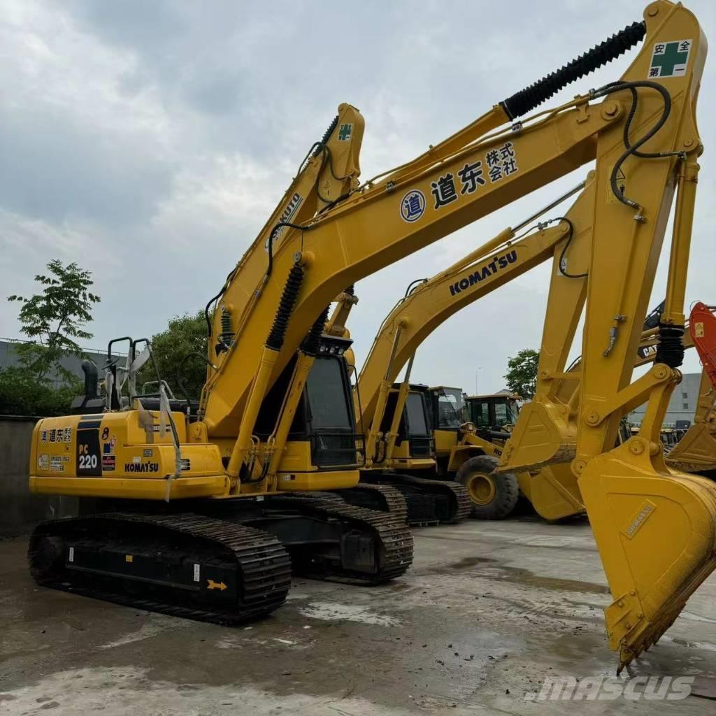 Komatsu PC 220-8 Bandgrävare