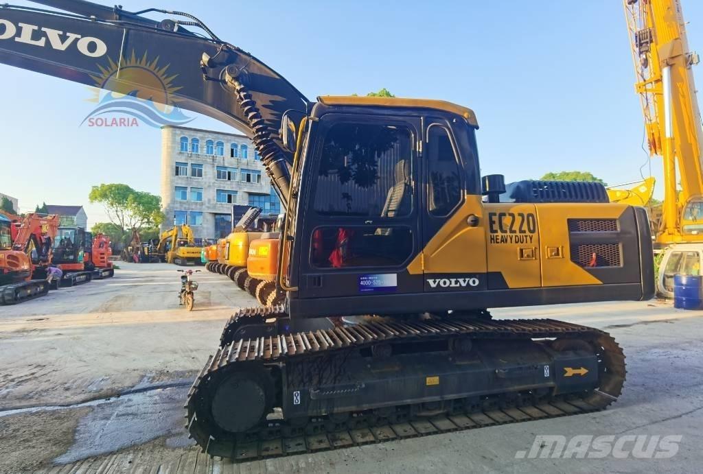 Volvo EC 220 DL Bandgrävare