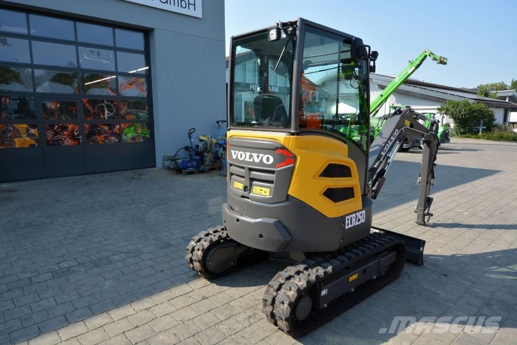 Volvo ECR 25 D Minigrävare < 7t