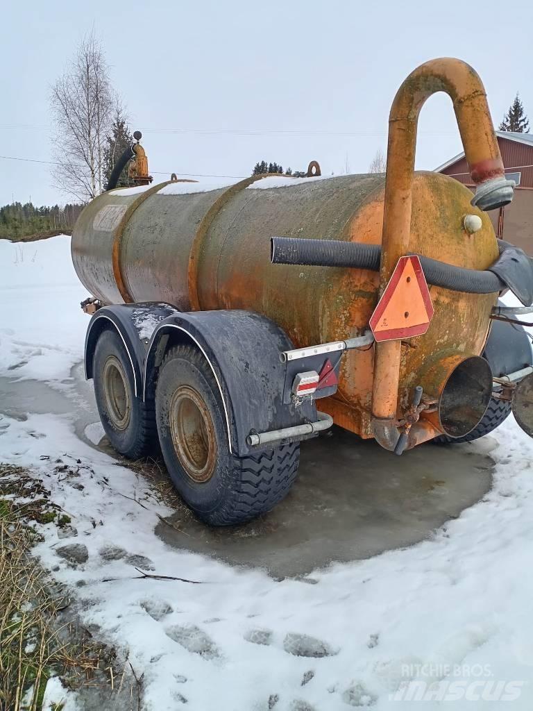 Vepi 6100L Flytgödselspridare