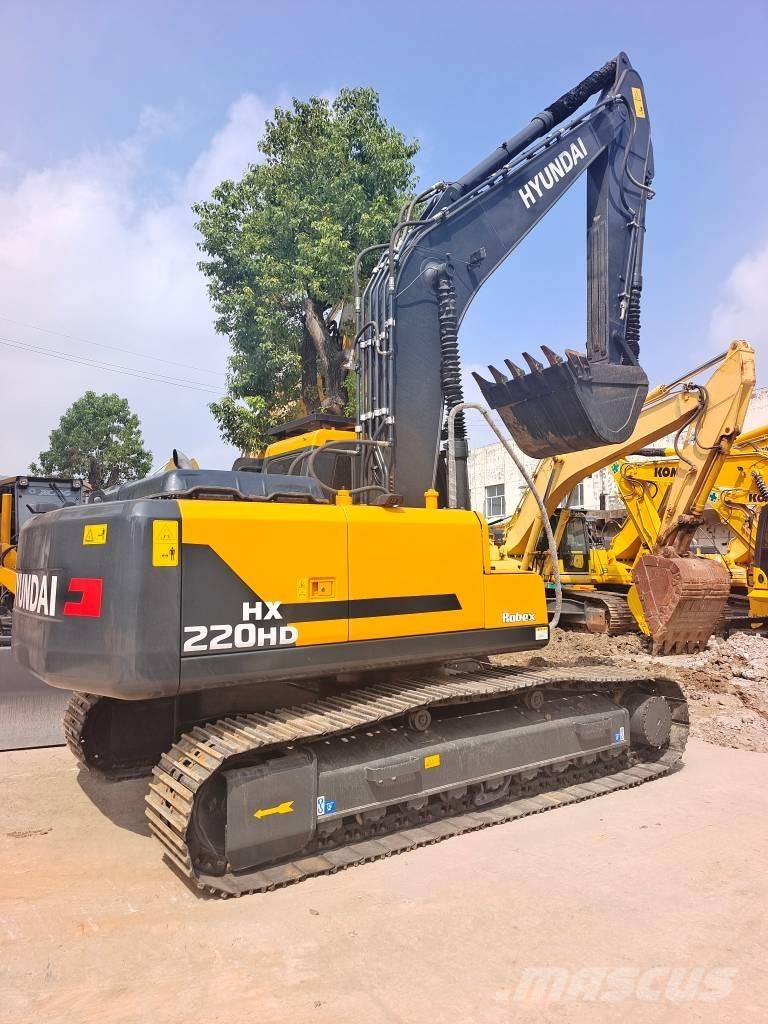 Hyundai HX 220 HD Bandgrävare