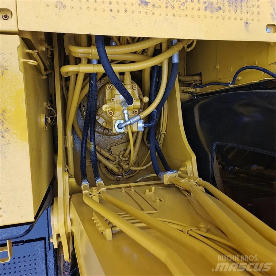 CAT 320 D Bandgrävare