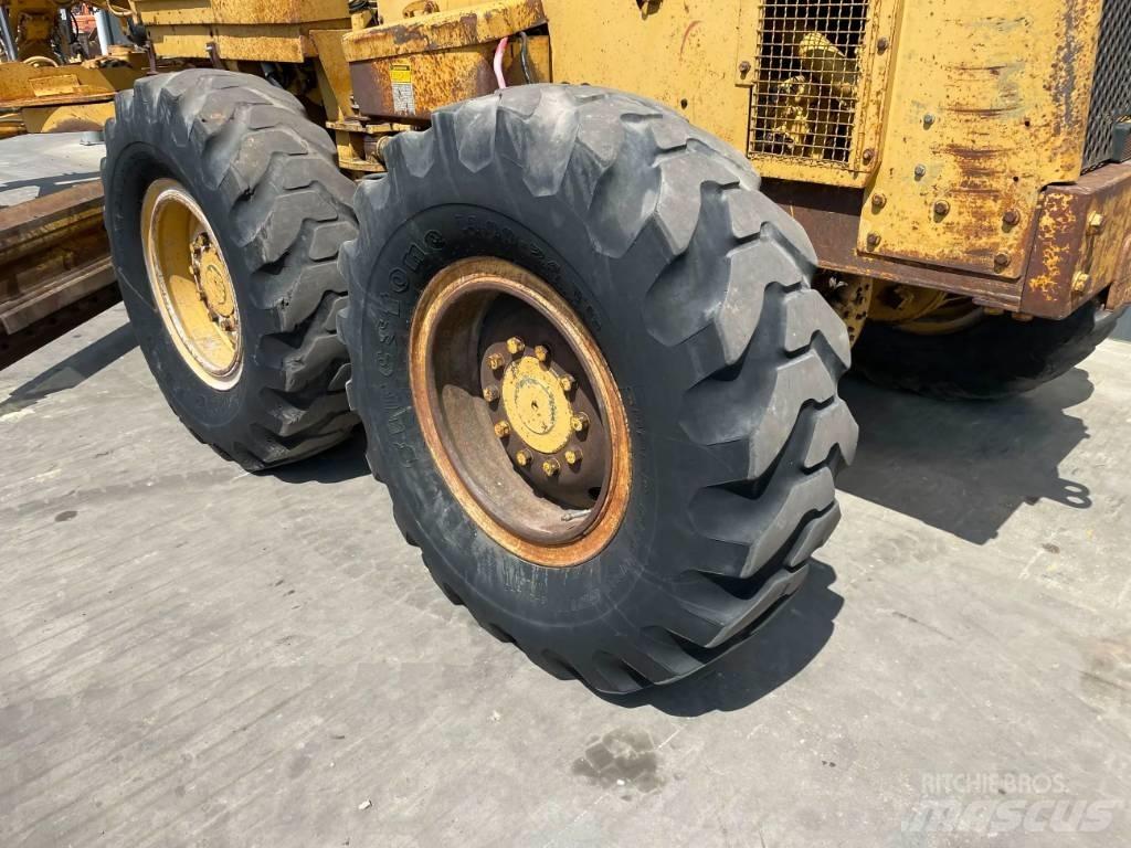 CAT 140G Väghyvlar