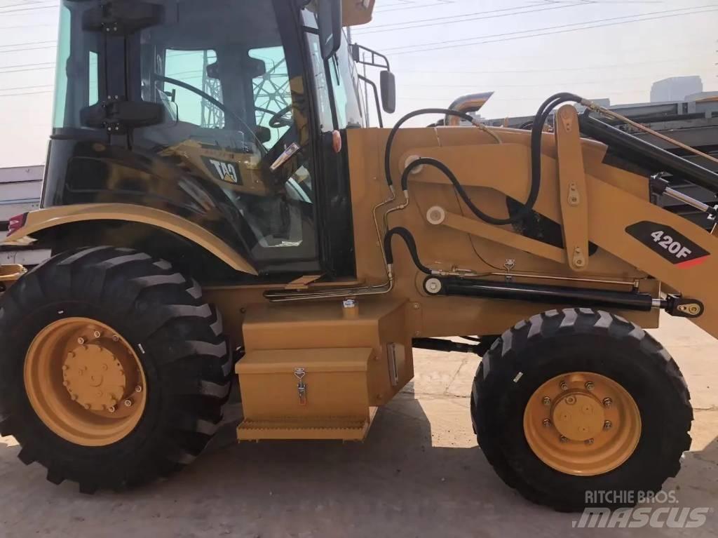CAT 420 F Grävlastare