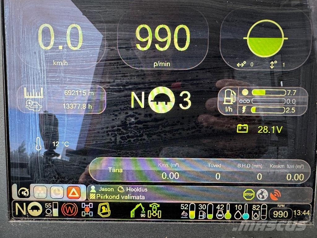 Komatsu 911 Skördare