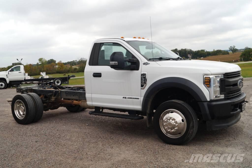 Ford F 550 XL SD Chassier