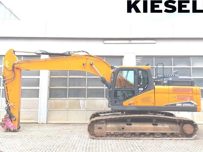 Doosan DX 235 LC-7 Bandgrävare