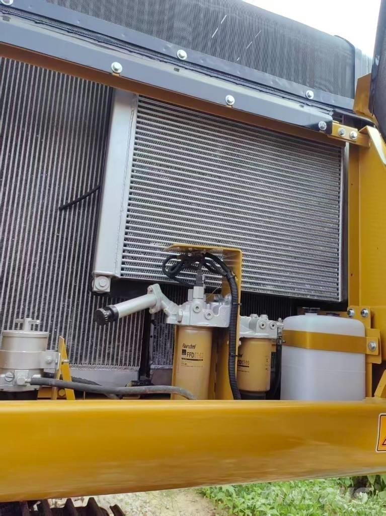 CAT 336 D Bandgrävare
