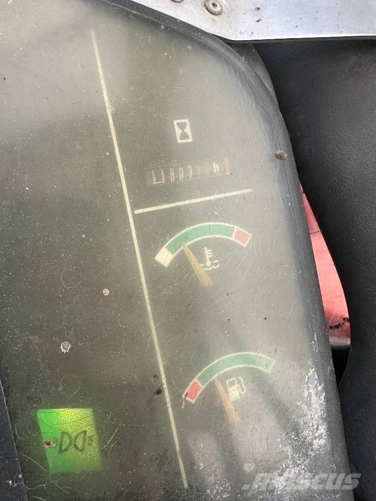 Komatsu PC 75 Midigrävmaskiner 7t - 12t