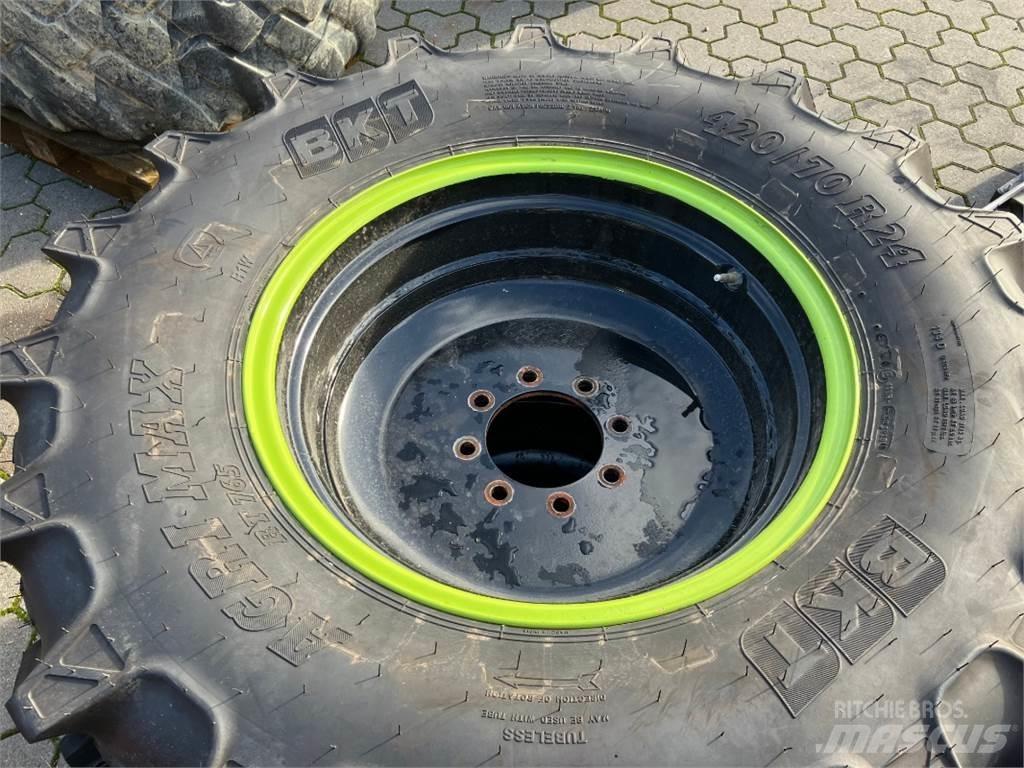 BKT 420/70R24 Däck, hjul och fälgar