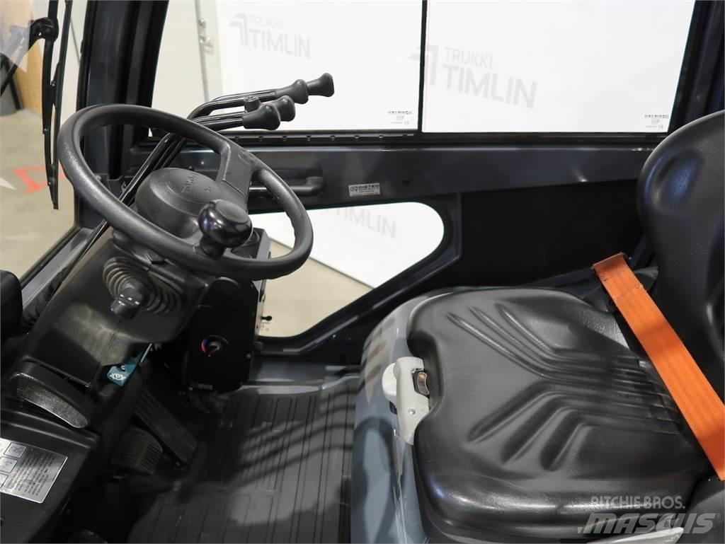 Toyota 02-8FGF25 Gasolmotviktstruckar