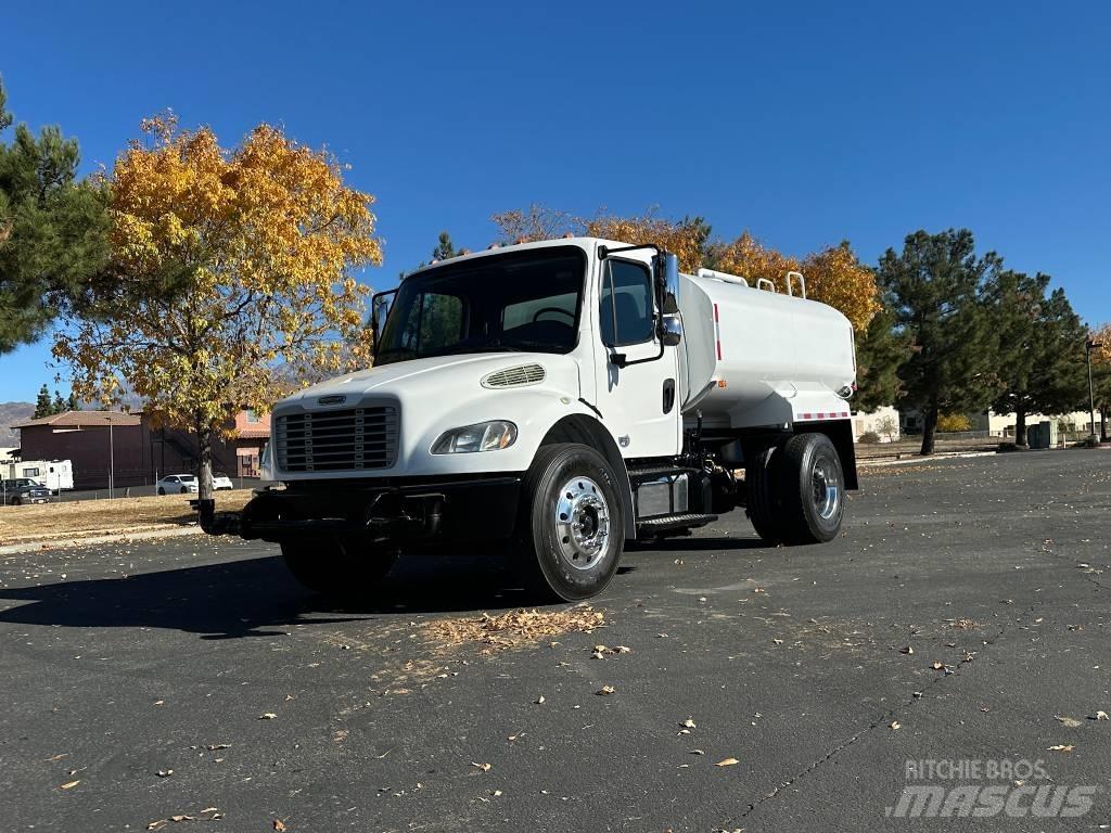 Freightliner M2 Vattentankbilar