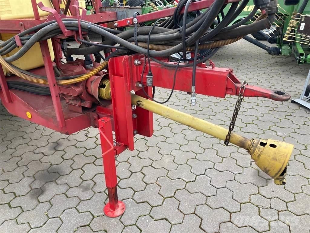 Hardi TYZ 2400 Dragna sprutor