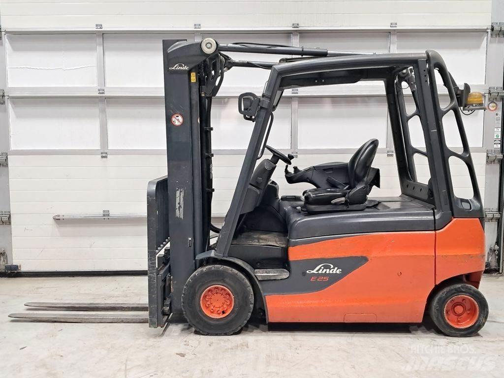 Linde E25L-01 Elmotviktstruckar