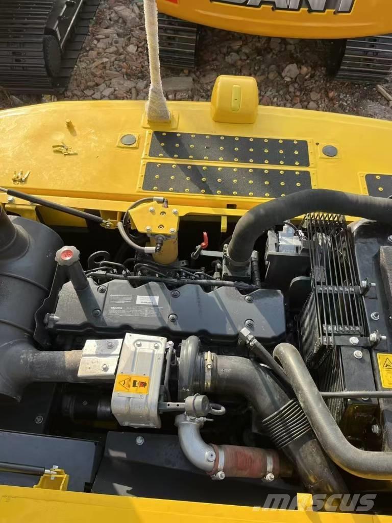 Komatsu 240-8 Bandgrävare
