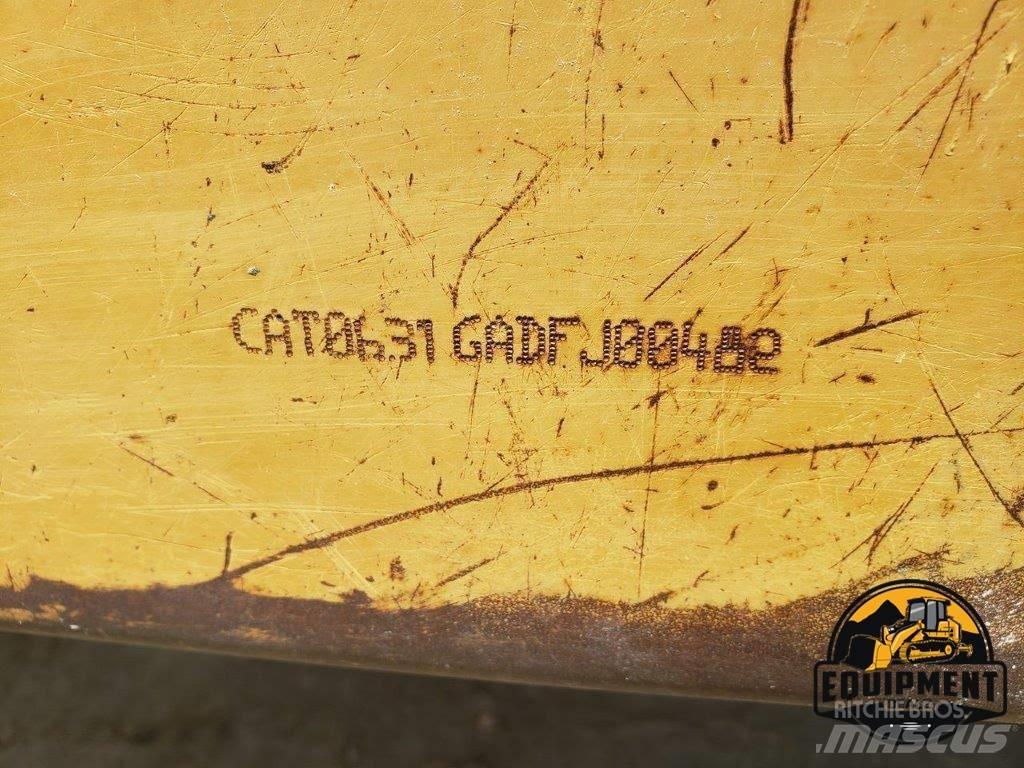 CAT 637 G Schaktvagnar