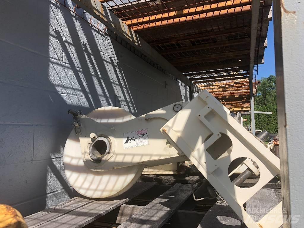 Demag AC 250-1 Allterrängkranar
