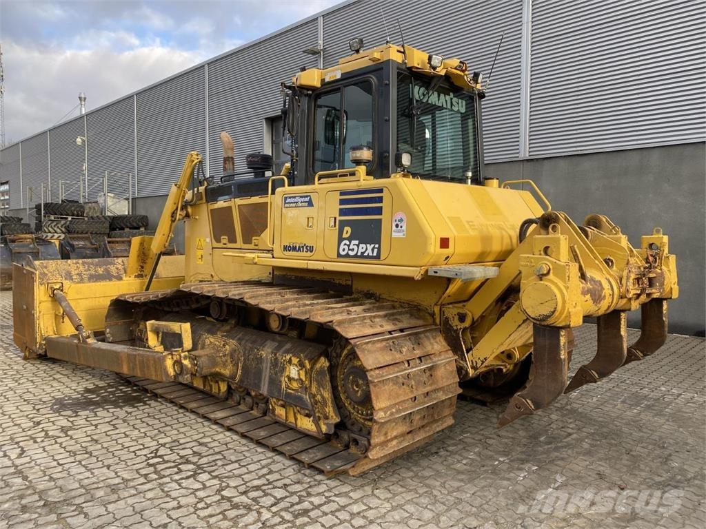 Komatsu D65PXI-18 Bandschaktare