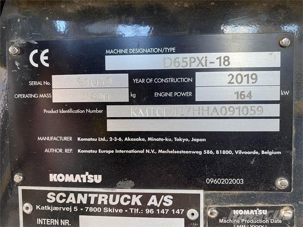 Komatsu D65PXI-18 Bandschaktare