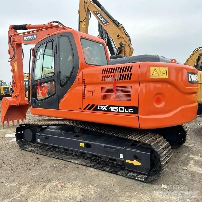 Doosan DX150 Bandgrävare